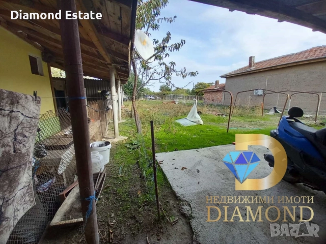 Едноетажна къща в село Боздуганово, общ. Раднево, снимка 10 - Къщи - 52141588