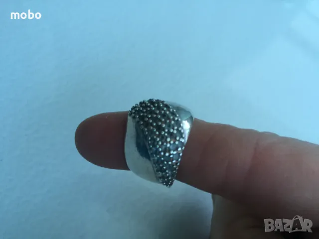 Красив нов сребърен пръстен с цирконий, общо тегло 6.37г , проба 925