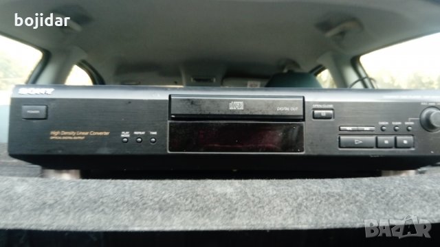 SONY COMPACT DISC PLAYER CDP-XE210 отличен външен вид, снимка 2 - Аудиосистеми - 26827775