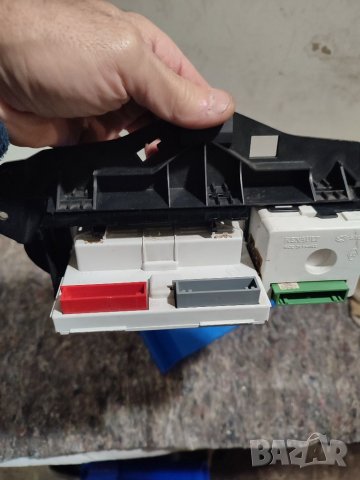 Дисплей за РеноСеник 2002г., снимка 2 - Части - 39402892