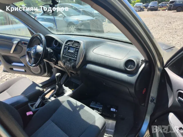 Toyota Rav4 на части, снимка 2 - Части - 47391417