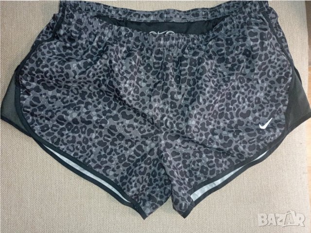 Шорти от шушляк Nike L, снимка 1 - Къси панталони и бермуди - 33535620