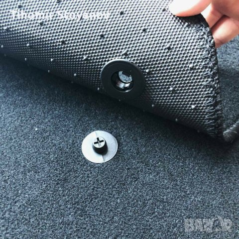 Фиксиращи стопери за стелки за автомобил Противоплъзгащи се държачи 4бр.  , снимка 3 - Аксесоари и консумативи - 40760565