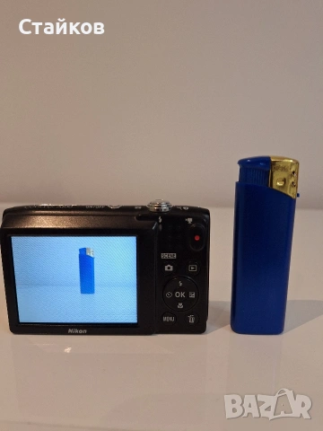 фотоапарат Nikon COOLPIX A100, 20.1 MP, Светло сив, снимка 3 - Фотоапарати - 53146802