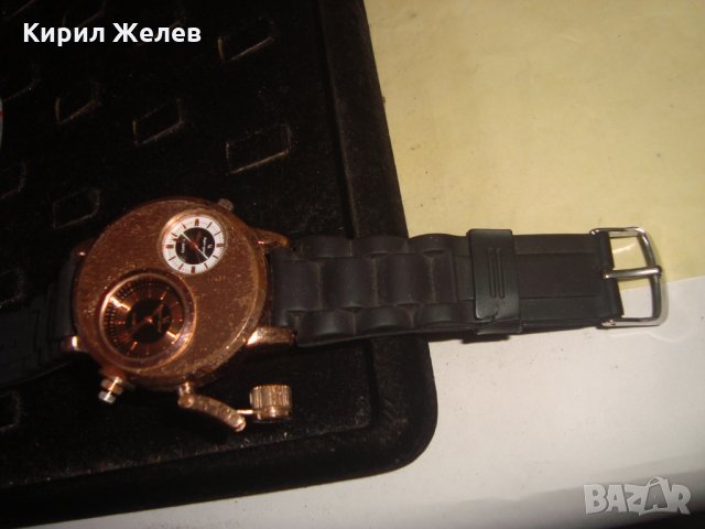 ВИНТИДЖ ЕФЕКТЕН КВАРЦОВ ВНУШИТЕЛЕН ПОЗЛАТЕН ЧАСОВНИК СИЛИКОНОВА КАИШКА МНОГО ФЕШЪН МОДЕЛ 81308, снимка 3 - Мъжки - 32912271