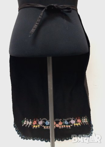 Стара бродирана черна престилка(16.3), снимка 4 - Антикварни и старинни предмети - 43557706