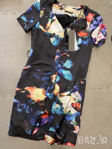 Нова рокля сатен S размер