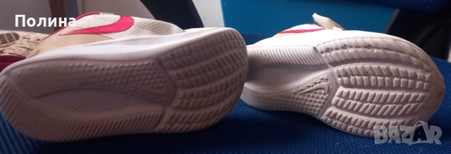 Детски маратонки Найки Nike за момиче 23.5 номер, снимка 2 - Детски маратонки - 52295138