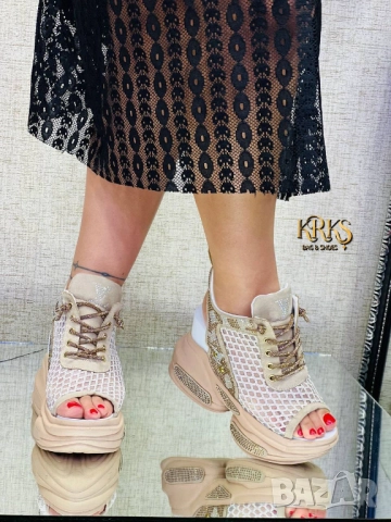 сандали LOUIS VUITTON, снимка 8 - Сандали - 51457824