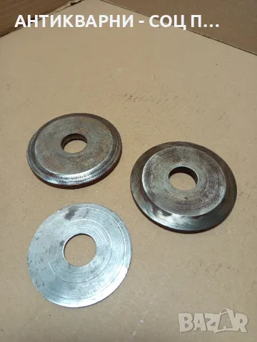 Комплект Стари Шайби Притискателни Дискове За Оси Валове 0.900кг Отвор 25мм.