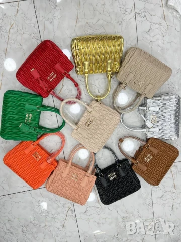 чанти Miu Miu , снимка 11 - Чанти - 51411029