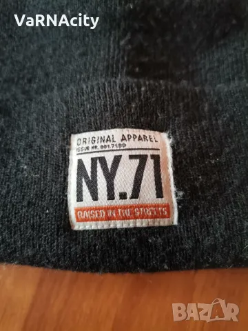 Зимна шапка NY, снимка 2 - Шапки - 49346651