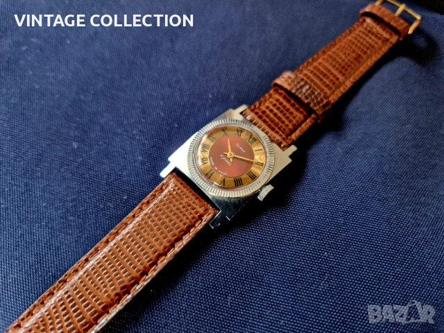 СЛАВА/ SLAVA Руски Механичен Часовник Дамски USSR Колекционерски Винтидж, снимка 4 - Дамски - 43800051