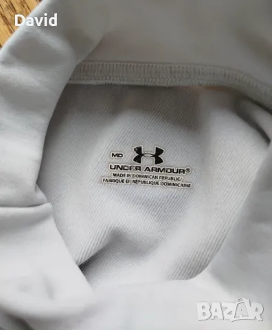 Оригинална дамска блуза Under Armour Mock Neck, снимка 4 - Спортни екипи - 49026349