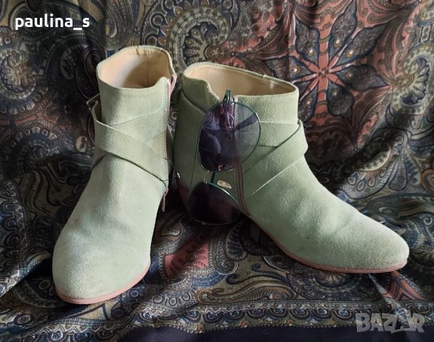 Естествен набук и пресована кожа за подметката / Маркови зелени боти "Bruno Banani" , снимка 11 - Дамски боти - 43497926