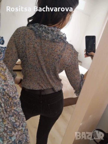 Ризка с къдрички, S/M размер, снимка 4 - Ризи - 27865112