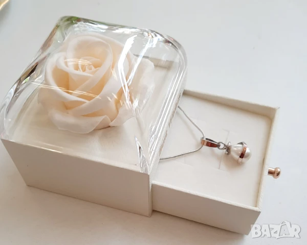 Оригинален подарък за жена - Перла на късмета със златен синджир, снимка 2 - Колиета, медальони, синджири - 49974800