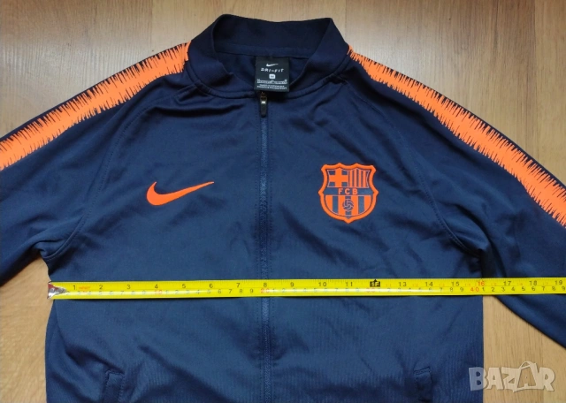 Barcelona / Nike - детско футболно горнище анцуг на Барселона, снимка 4 - Детски анцузи и суичери - 53064441