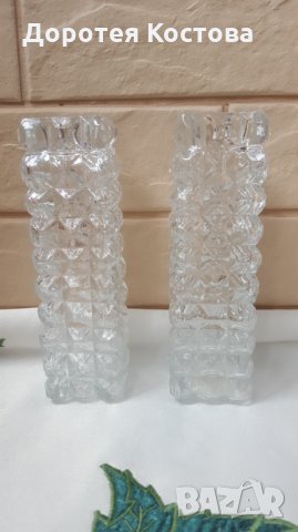 Красиви стъклени вази - 2 бр, снимка 1 - Антикварни и старинни предмети - 35306348