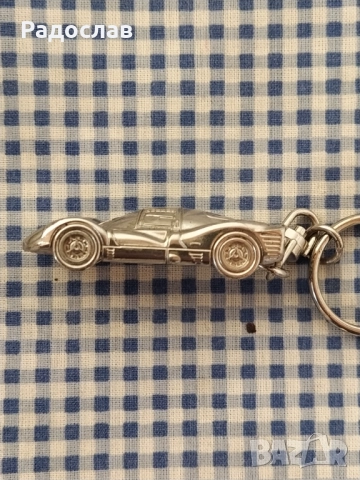 ключодържател с количка Ferrari 330, снимка 3 - Колекции - 52224898