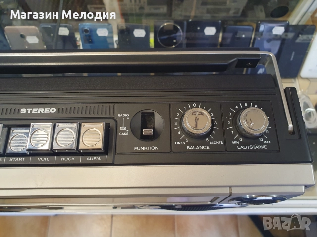 Радиокасетофон INTERFUNK IF 1881 В отлично техническо и визуално състояние., снимка 15 - Радиокасетофони, транзистори - 26401329