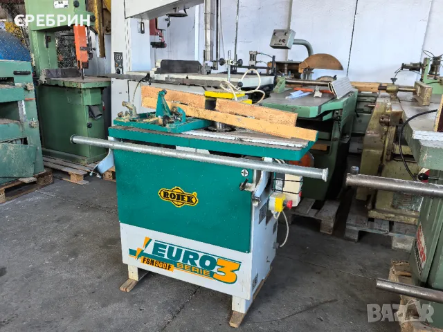 Фреза с карета с 4 вида обороти, мотор 3кв, марка Рожек , снимка 2 - Други машини и части - 49248193