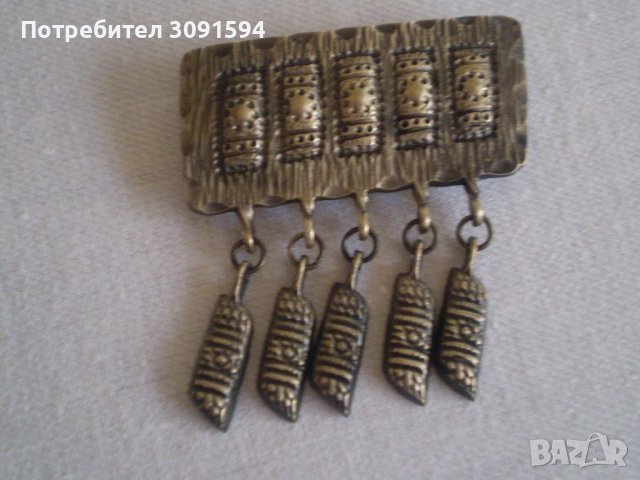 Възрожденска брошка 