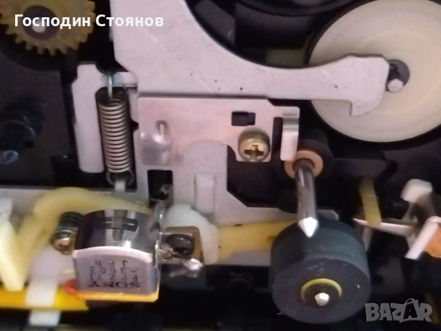 SONY CFS 3000S , снимка 11 - Радиокасетофони, транзистори - 51388566