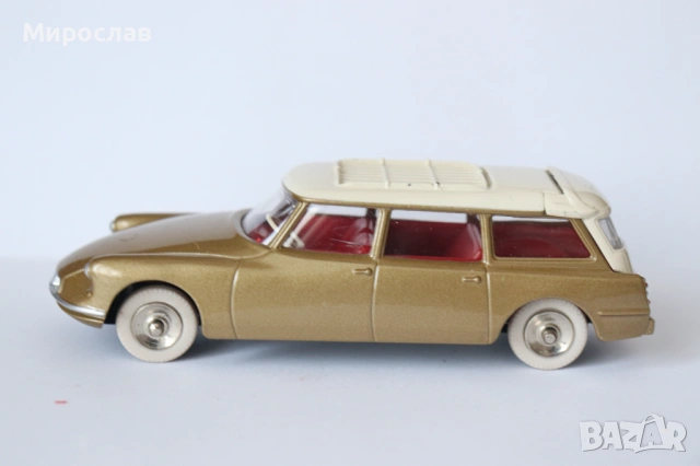 DINKY TOYS CITROEN BREAK ID 19 МОДЕЛ КОЛИЧКА