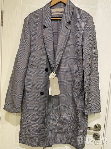 ZARA нов мъжки тренч S размер