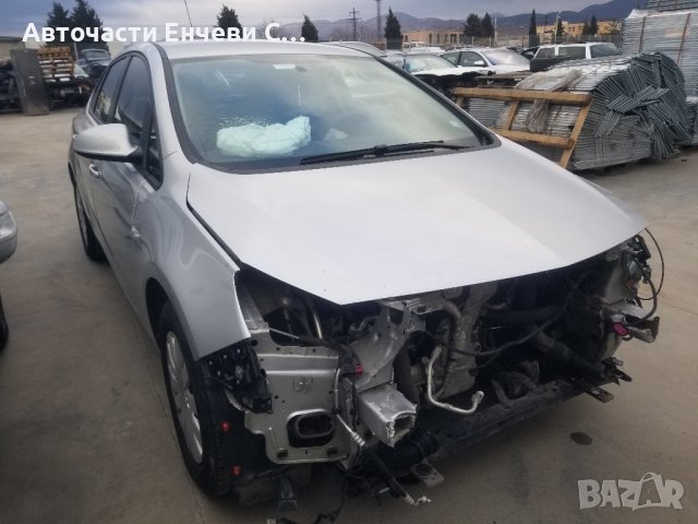 Опел астра 1.6дизел Opel Astra J 1.6diesel на части, снимка 2 - Автомобили и джипове - 44059250