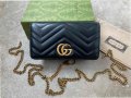 Gucci коженa мини Beloved чанта Гучи Златно Gold GG лого Made in Italy, снимка 2