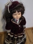 Порцеланова кукла, снимка 2