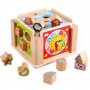 Дървена кутия цветна с геометрични фигури