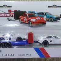 Majorette Porsche Panamera Turbo + 935 K3, снимка 1 - Колекции - 42940893