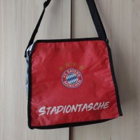 Спортна чанта футболна на Bayern Munchen / Байерн Мюнхен, снимка 5 - Чанти - 43056979