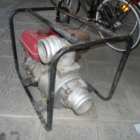 продавам бензинова помпа за вода ХОНДА,4 цола, снимка 6 - Градинска техника - 44863992
