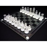 Стилен стъклен шах с размери - 35х35 см, снимка 2 - Шах и табла - 15741163