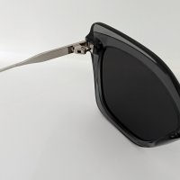 Слънчеви очила HIGH QUALITY POLARIZED 100% UV защита, снимка 7 - Слънчеви и диоптрични очила - 36648358