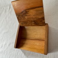 	Стара дървена кутия, дърворезба, снимка 8 - Антикварни и старинни предмети - 43409062
