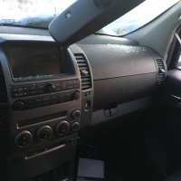 Nissan Pathfinder 2.5dci нави кожа на части нисан патфайндер навара , снимка 7 - Автомобили и джипове - 27972287