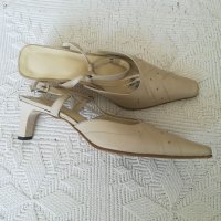 Дамски сандали с малко токче , снимка 1 - Сандали - 26288146
