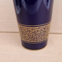 Порцеланова Немска ваза цвят кобалт, снимка 4 - Антикварни и старинни предмети - 44050256