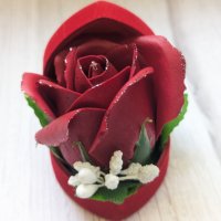 Промо бюджетен подарък с вечни рози 14 февруари 8 март свети Валентин роза букет цвете сапунени, снимка 13 - Ръчно изработени сувенири - 39316129
