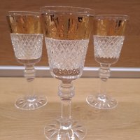 Кристални чаши инкрустирани със злато., снимка 1 - Чаши - 43815649