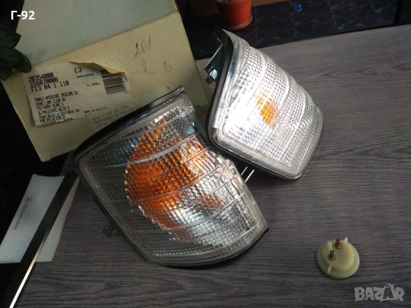 20.354.000**NEU**FIFT**MERCEDES-BENZ**W201**Мигач, десен (бял)**08.1982-06.1993, снимка 1