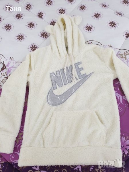 Суичърт Пухкава , снимка 1