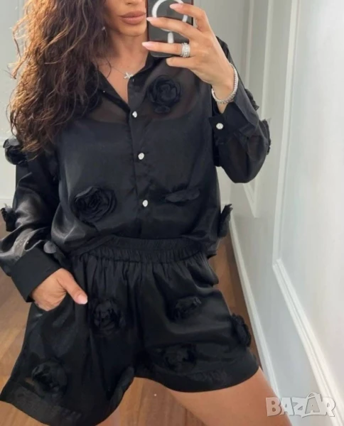 Комплект с 3Д рози  , снимка 1