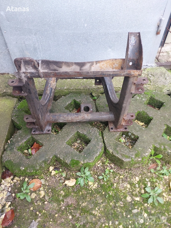 рама предно окачване трабант, снимка 1