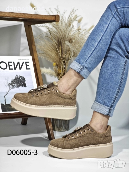 Дамски спортни обувки от велур в св.кафяво, снимка 1